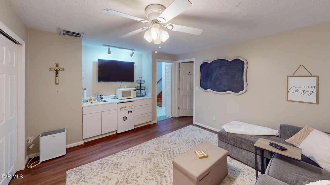 Photo #26: 167 Highland Hills Drive