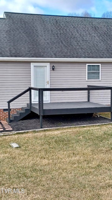 Photo #43: 17505 Bridle Drive