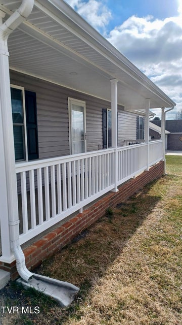 Photo #3: 17505 Bridle Drive