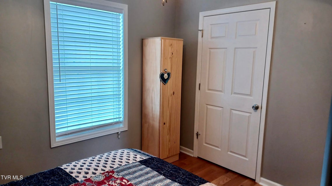 Photo #30: 17505 Bridle Drive