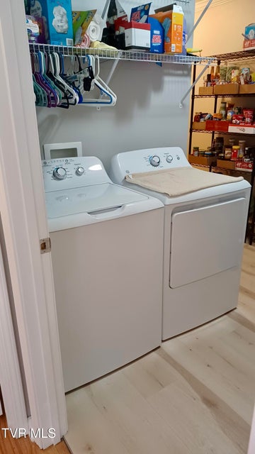 Photo #41: 17505 Bridle Drive