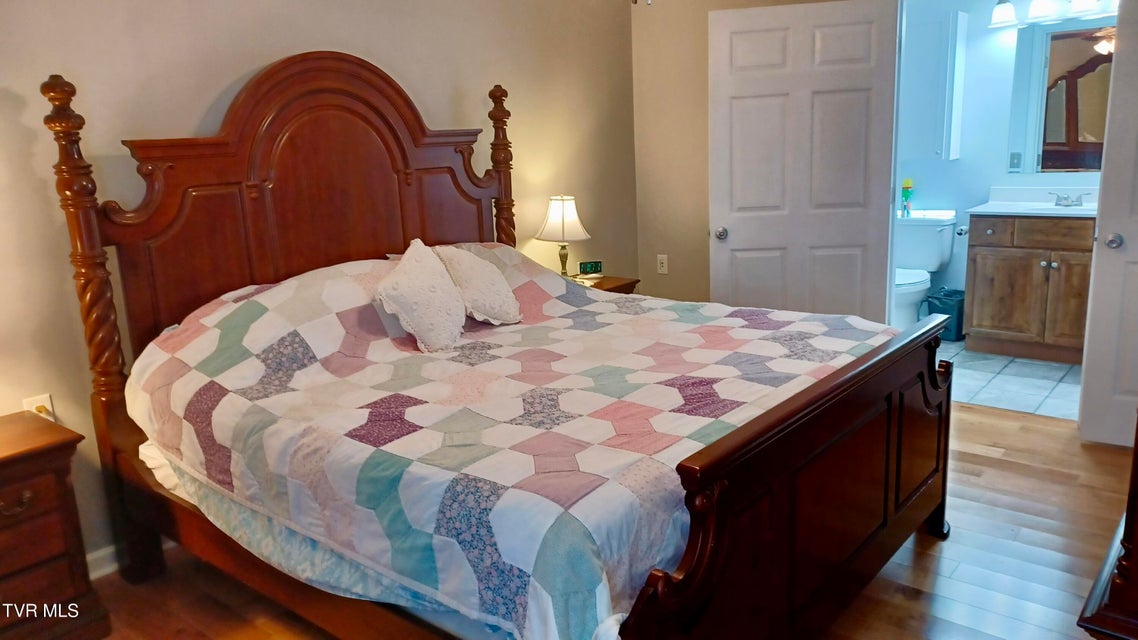 Photo #25: 17505 Bridle Drive