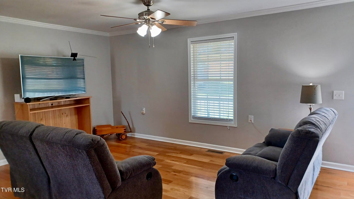 Photo #6: 17505 Bridle Drive