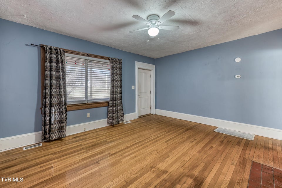 Photo #18: 209 Crossway Rd Road