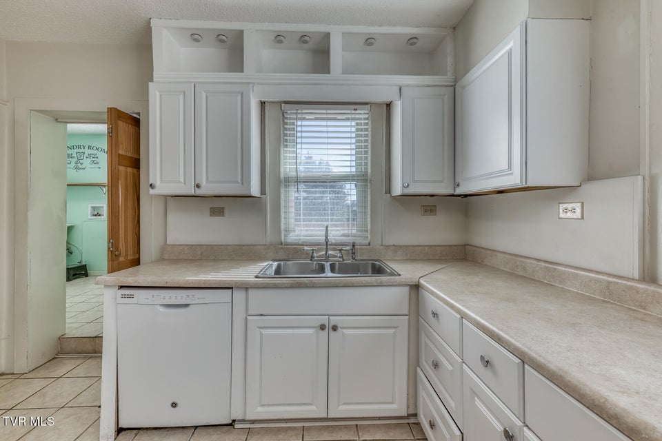 Photo #24: 209 Crossway Rd Road