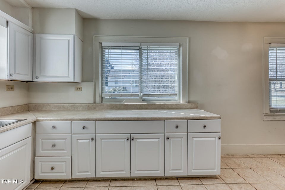 Photo #25: 209 Crossway Rd Road