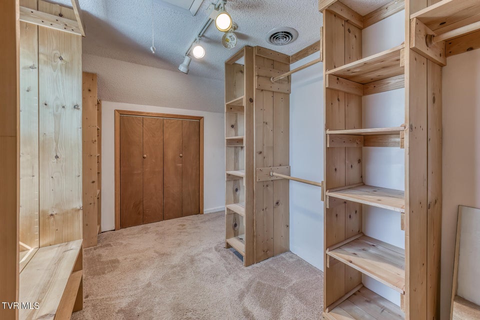 Photo #37: 209 Crossway Rd Road