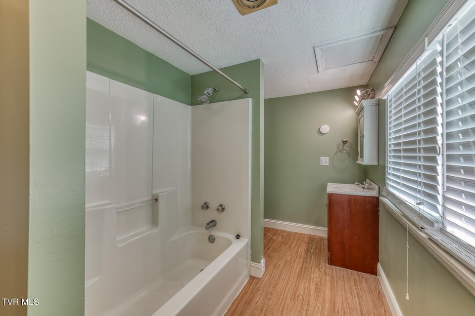 Photo #39: 209 Crossway Rd Road