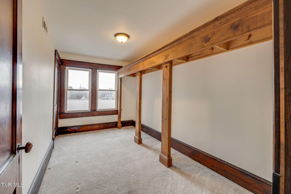 Photo #31: 601 6th Street