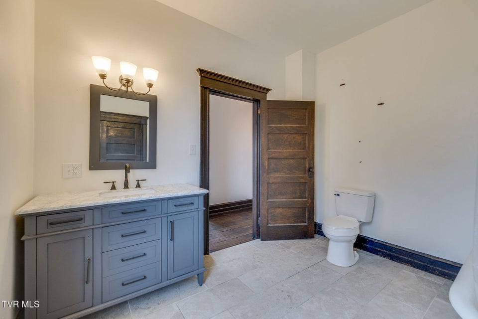 Photo #30: 601 6th Street