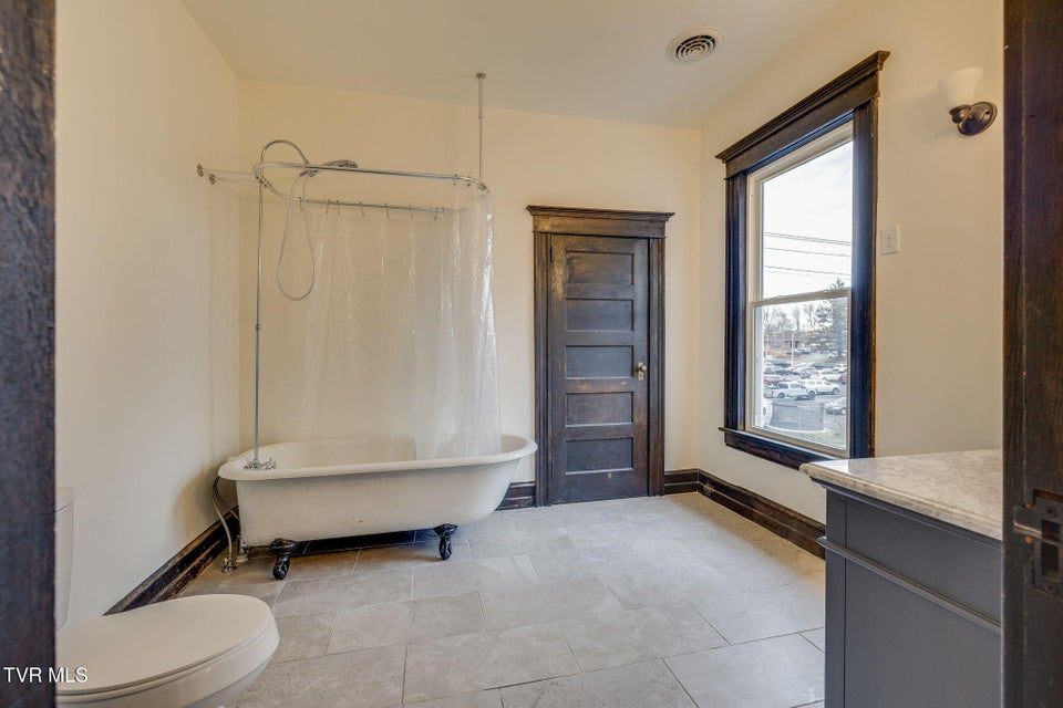 Photo #29: 601 6th Street