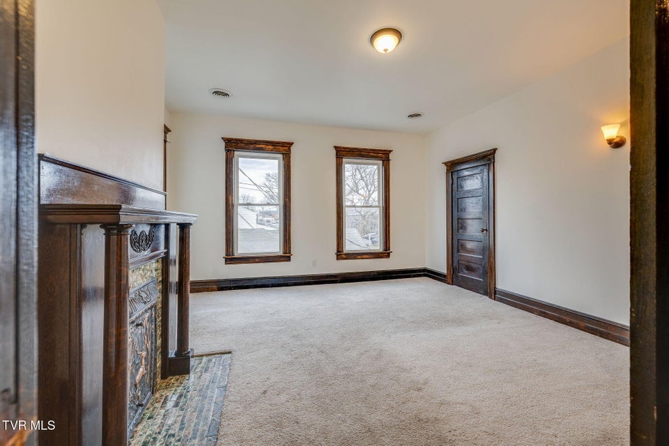 Photo #26: 601 6th Street