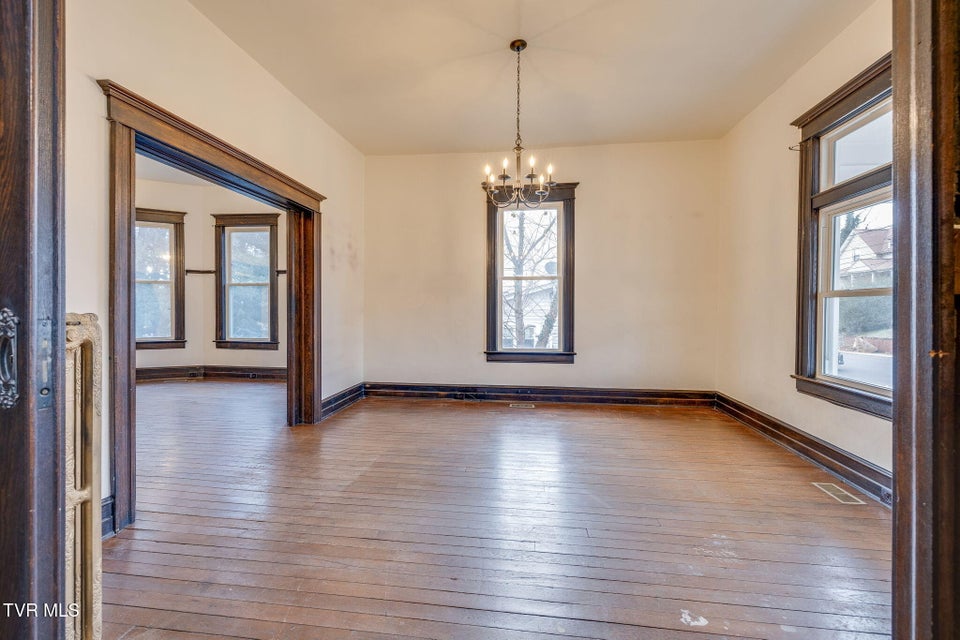 Photo #6: 601 6th Street