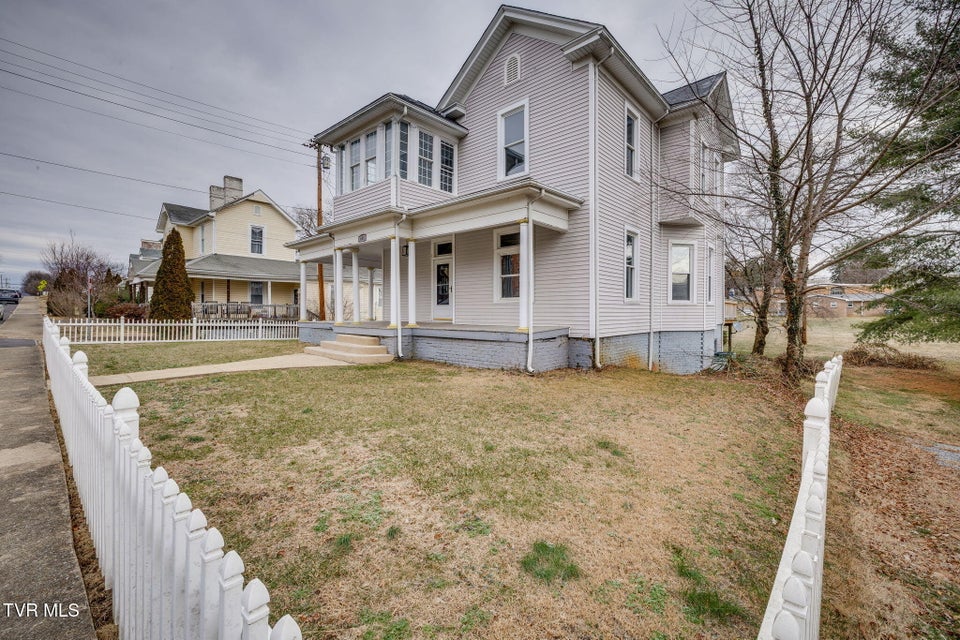 Photo #2: 601 6th Street