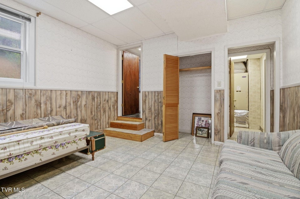 Photo #28: 3928 Happy Hallow Road