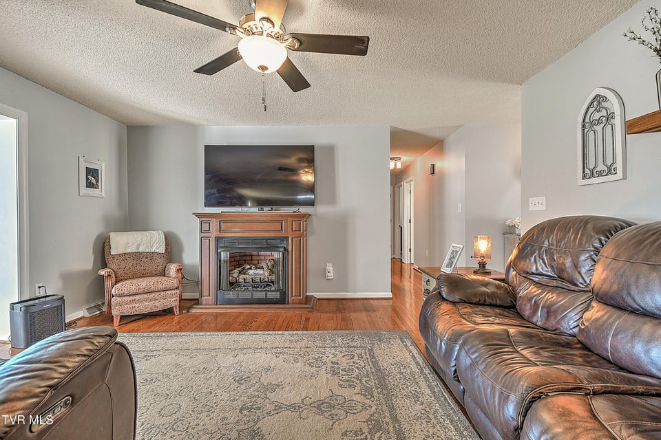 Photo #9: 139 Millstone Drive