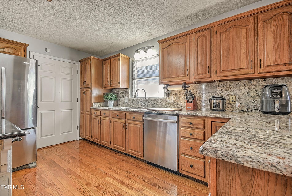 Photo #14: 139 Millstone Drive