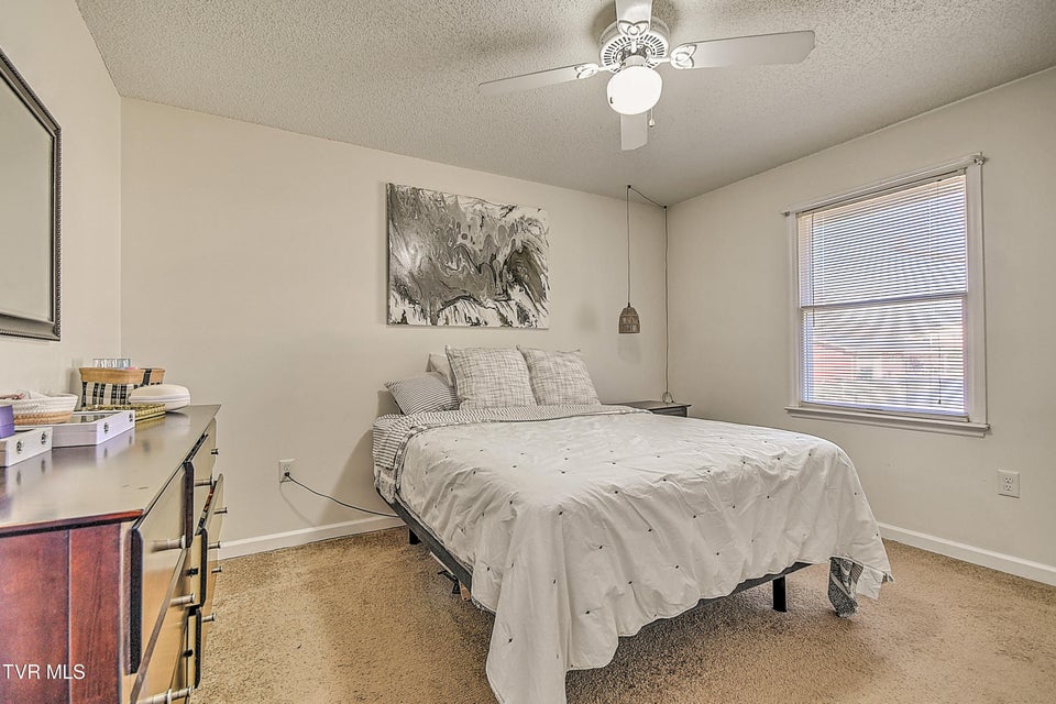 Photo #25: 139 Millstone Drive