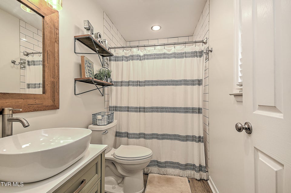 Photo #32: 139 Millstone Drive