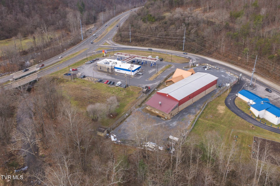 Photo #5: 118 First Avenue