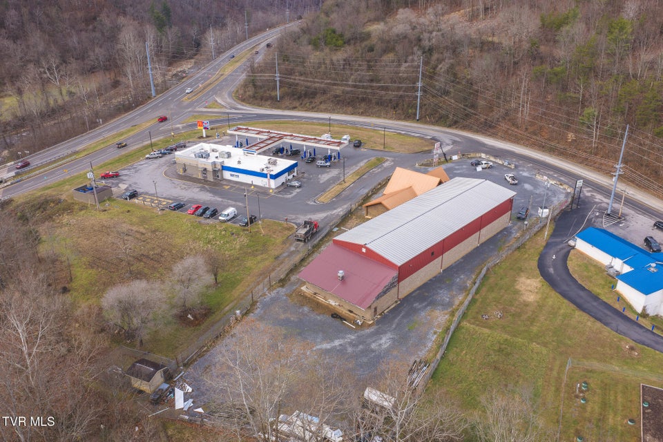 Photo #6: 118 First Avenue