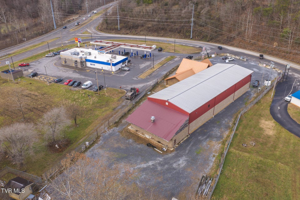 Photo #7: 118 First Avenue