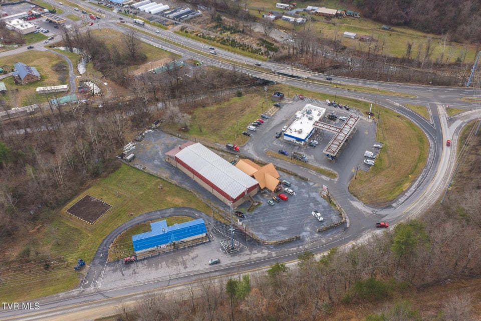 Photo #16: 118 First Avenue