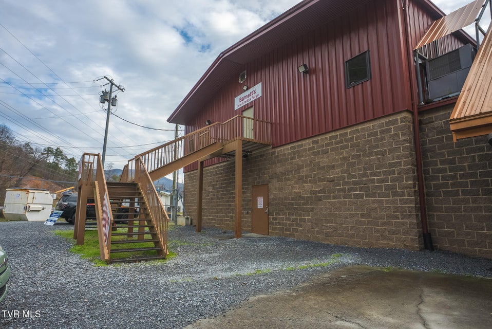 Photo #19: 118 First Avenue