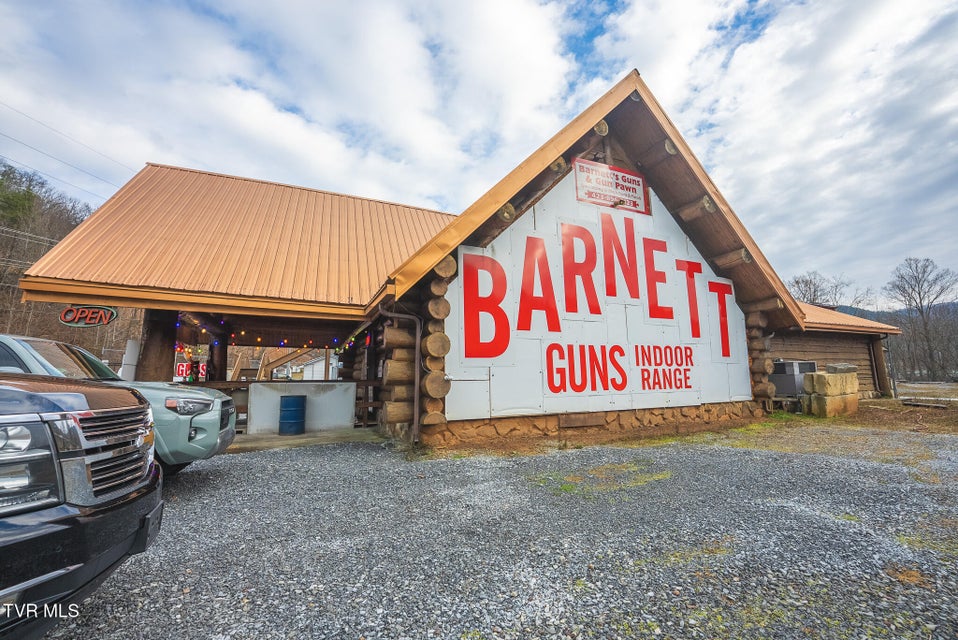 Photo #23: 118 First Avenue