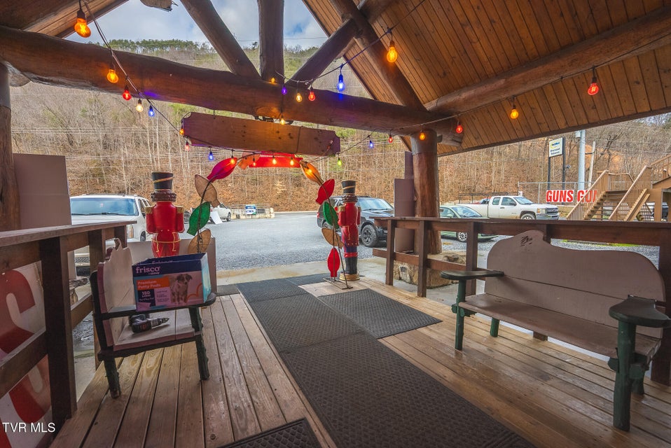 Photo #26: 118 First Avenue