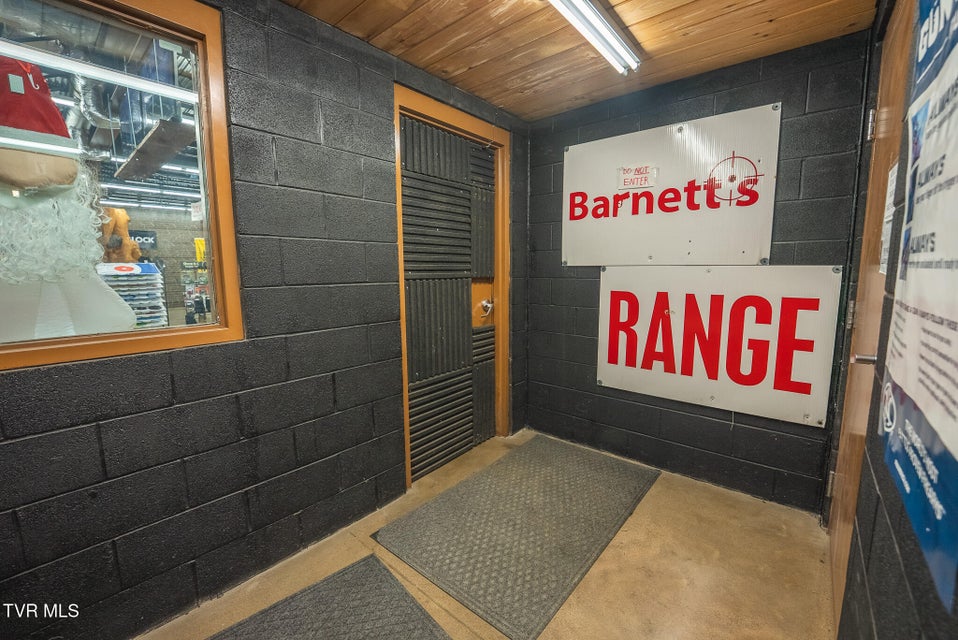 Photo #47: 118 First Avenue