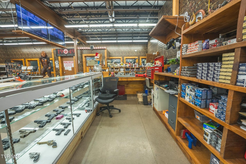 Photo #53: 118 First Avenue