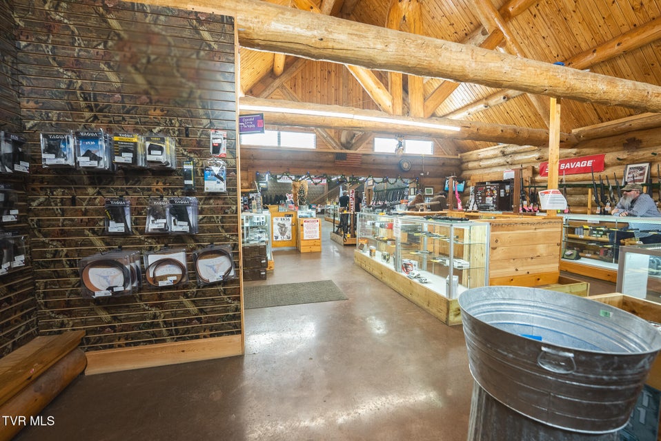 Photo #59: 118 First Avenue