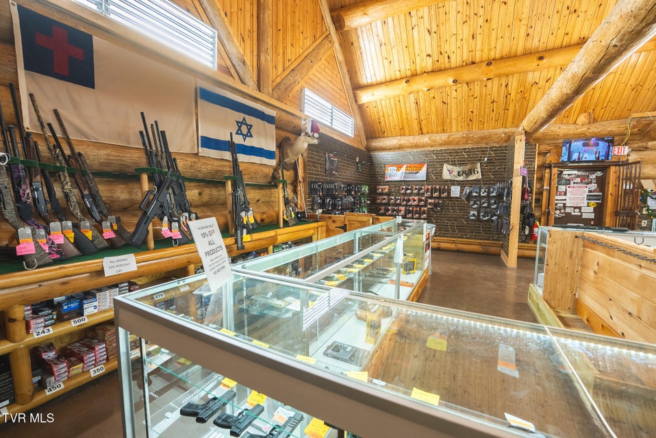 Photo #61: 118 First Avenue