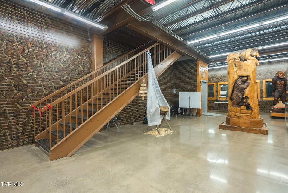 Photo #65: 118 First Avenue