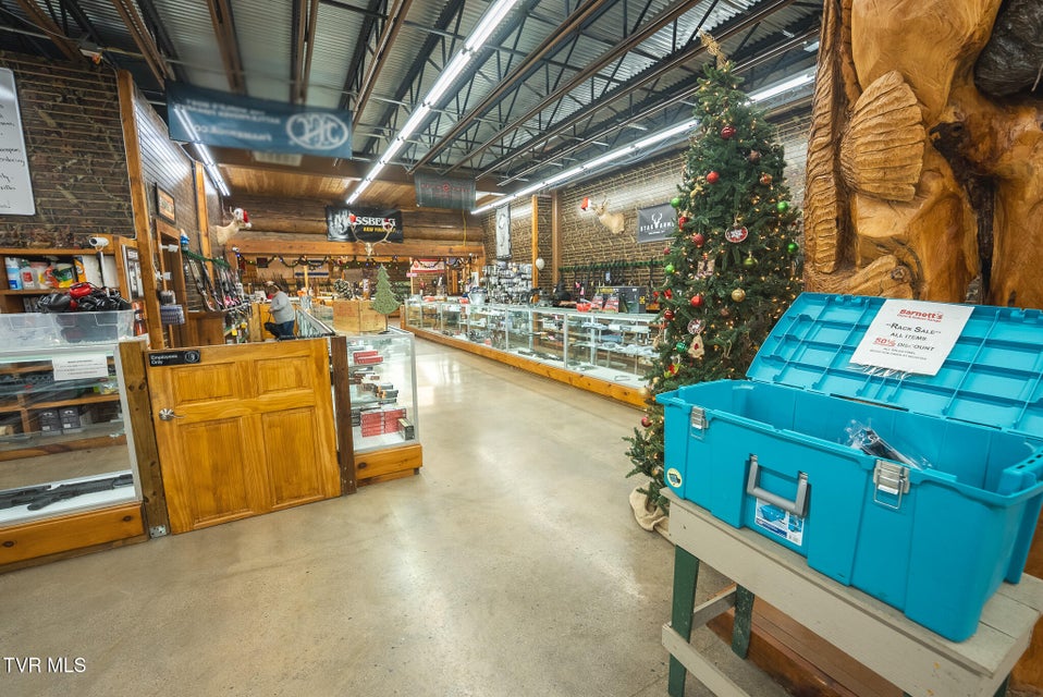 Photo #67: 118 First Avenue