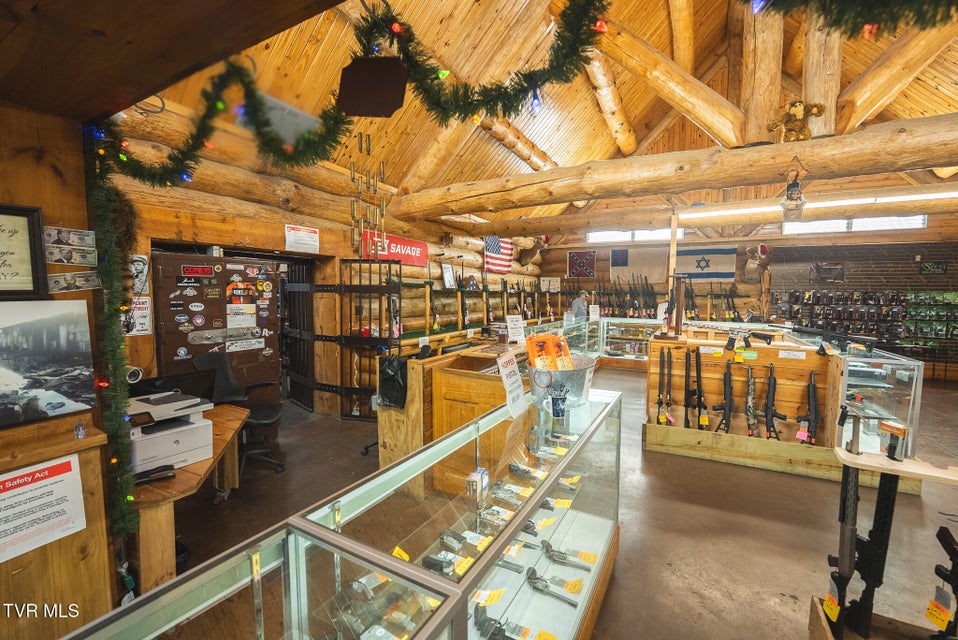 Photo #68: 118 First Avenue