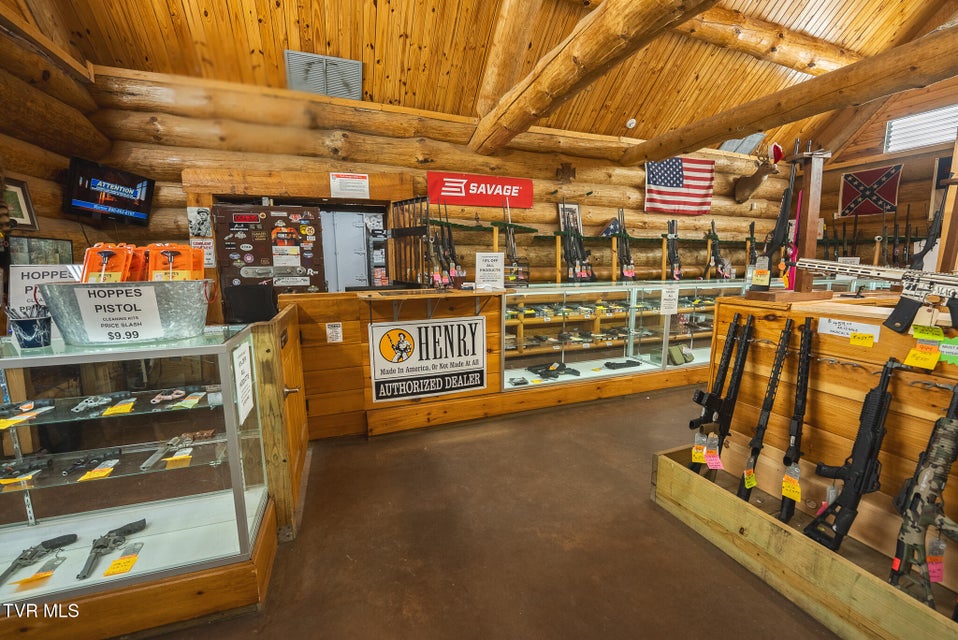 Photo #69: 118 First Avenue