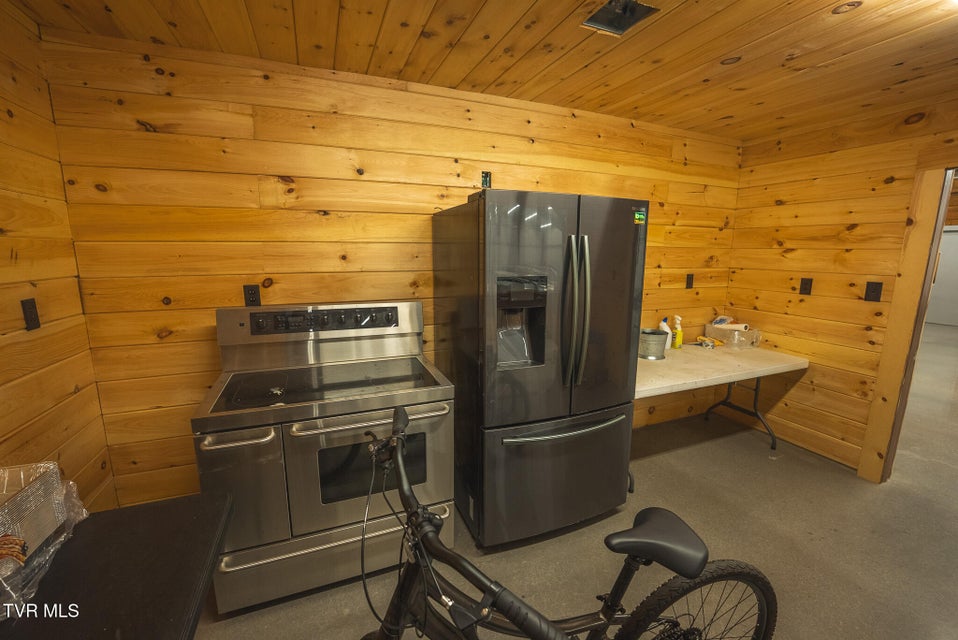 Photo #82: 118 First Avenue