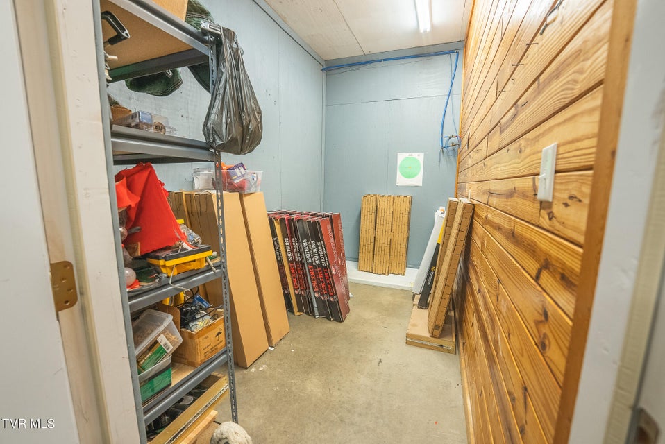 Photo #94: 118 First Avenue