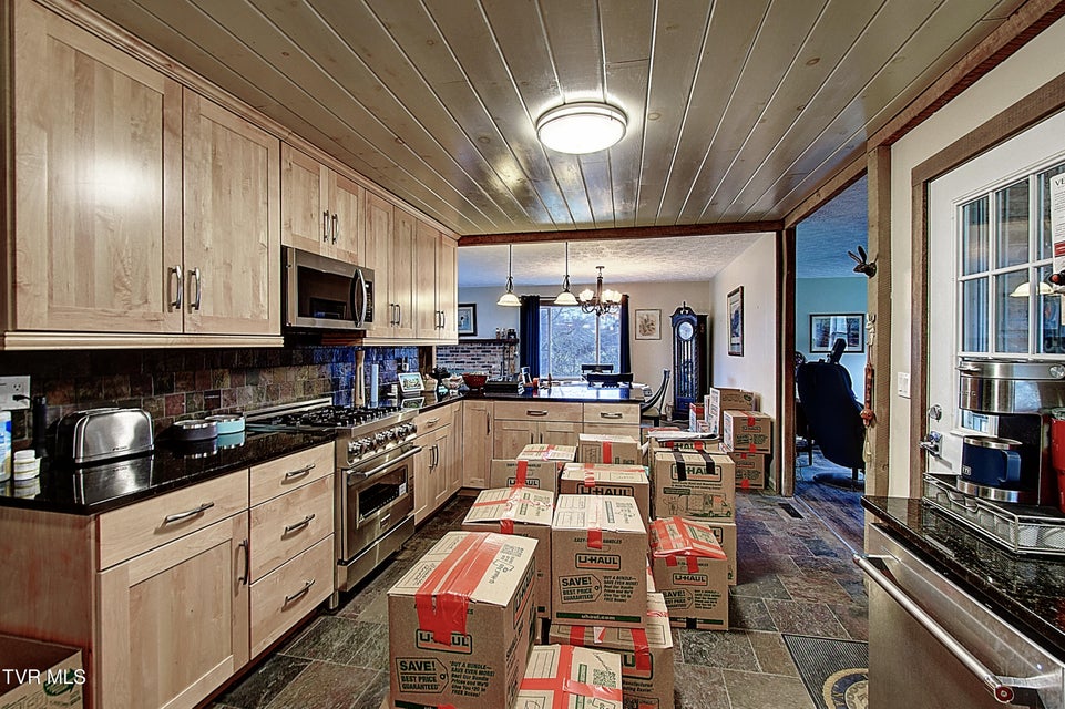 Photo #6: 143 Fordtown Road