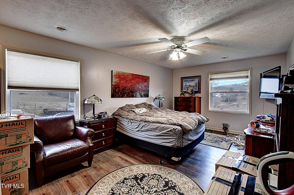 Photo #13: 143 Fordtown Road