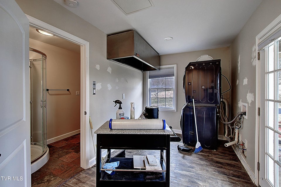 Photo #41: 143 Fordtown Road