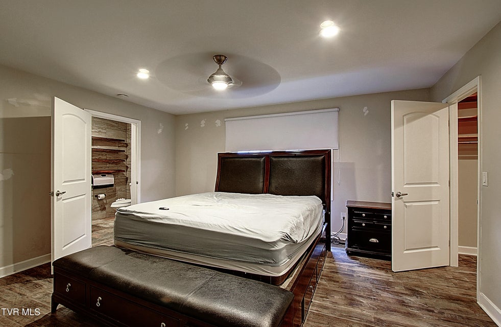 Photo #35: 143 Fordtown Road