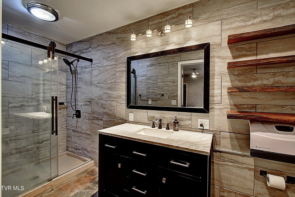 Photo #38: 143 Fordtown Road