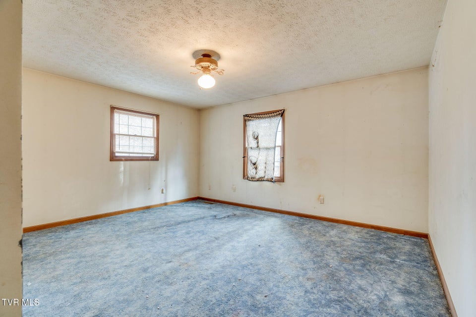 Photo #18: 228 Tiger Creek Road