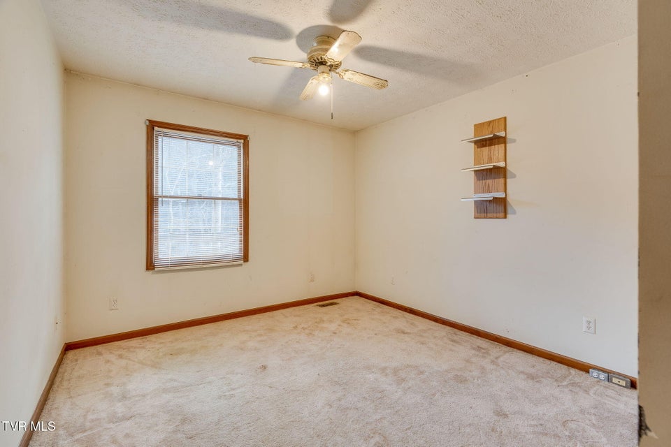 Photo #21: 228 Tiger Creek Road