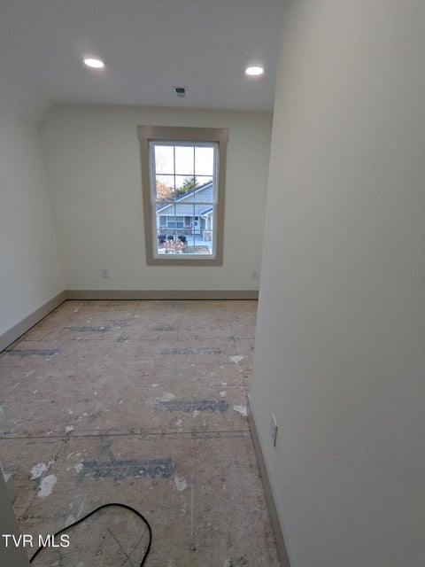 Photo #19: 505 Hickory Tree Pvt Drive