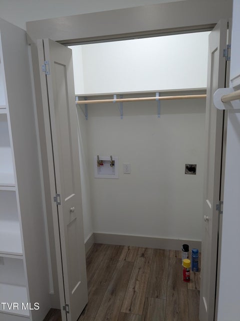 Photo #12: 505 Hickory Tree Pvt Drive