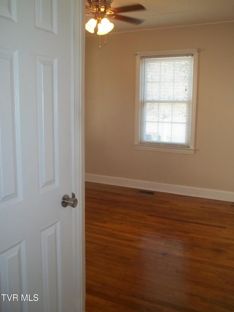 Photo #23: 1012 College Avenue